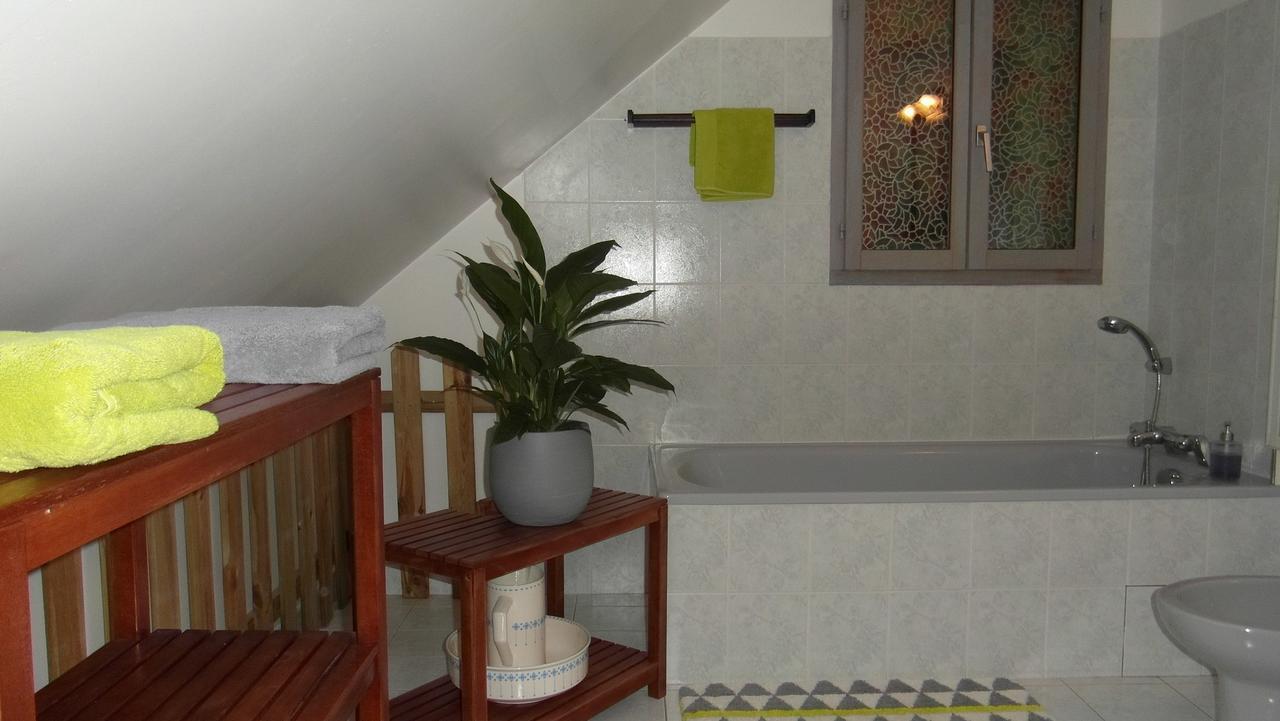 Au Vieux Tilleul Bed & Breakfast Veynes Exterior photo